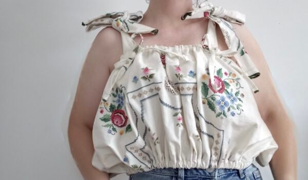 Ren Vintage Embroidered Tablecloth Top