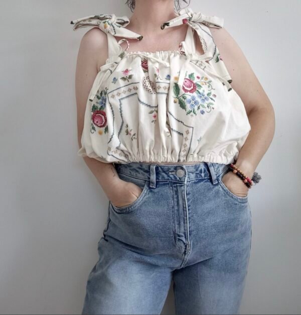 Ren Vintage Embroidered Tablecloth Top